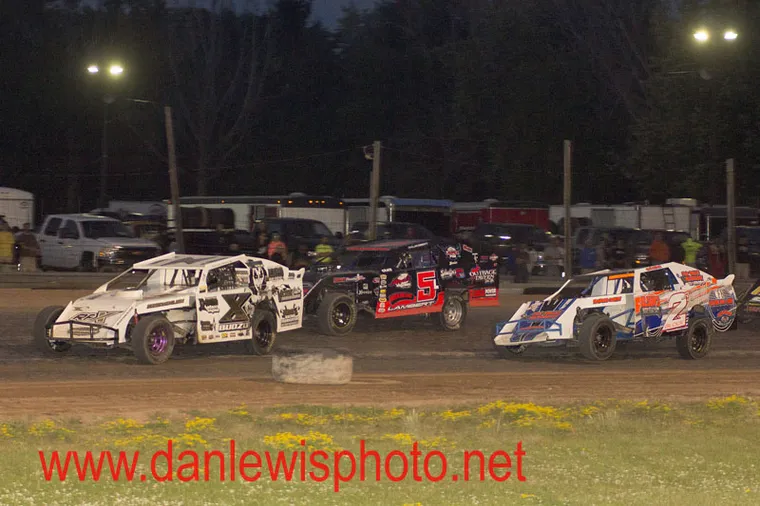 Late Caution Spoils Chance at $1,000 Payday for Budzo Racing