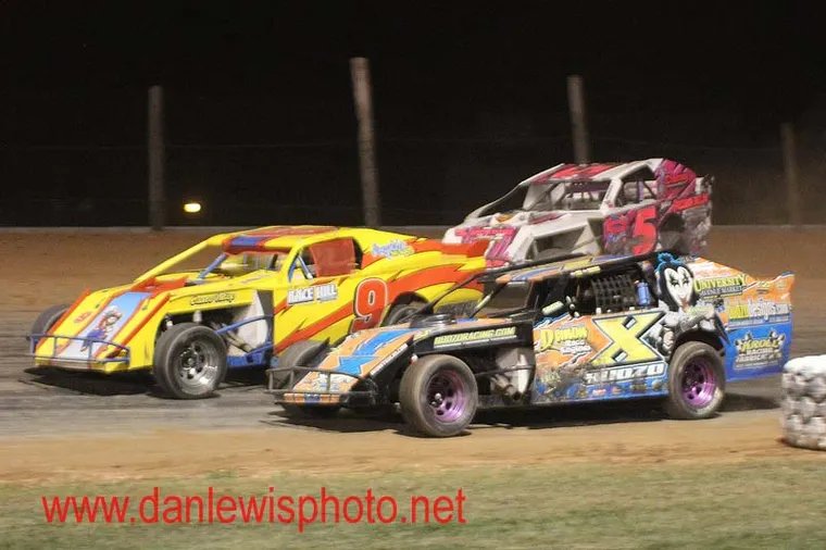 4th Feature Win Slips Away from Budzo Racing at Luxemburg Speedway